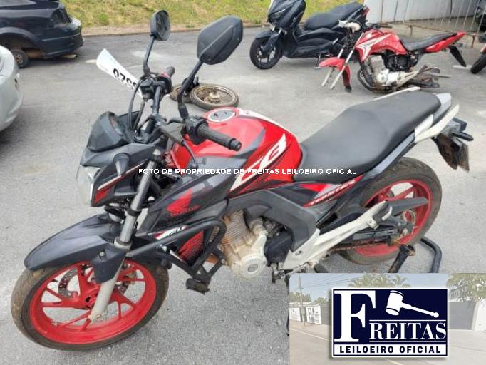 HONDA CB 250 F 2021