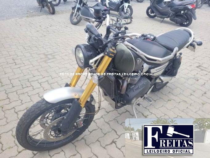 TRIUMPH SCRAMBLER 2022